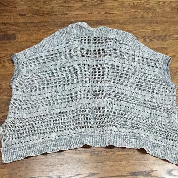 Blue and white DKNY Boho Crochet Cardi - Picture 3 of 3